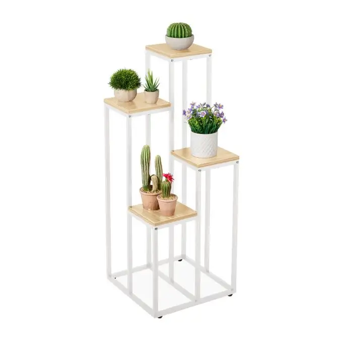 Blomtrappa vit i 4 plan