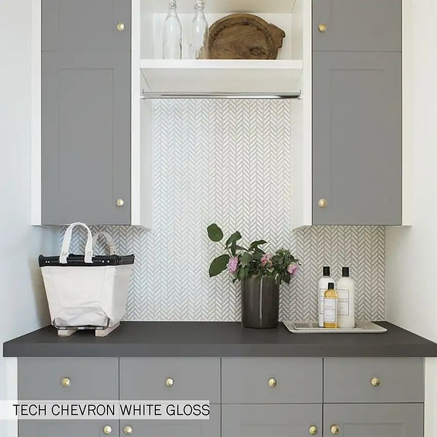 Mosaik KonradssonsTech Chevron Vit Blank 29x31 cm