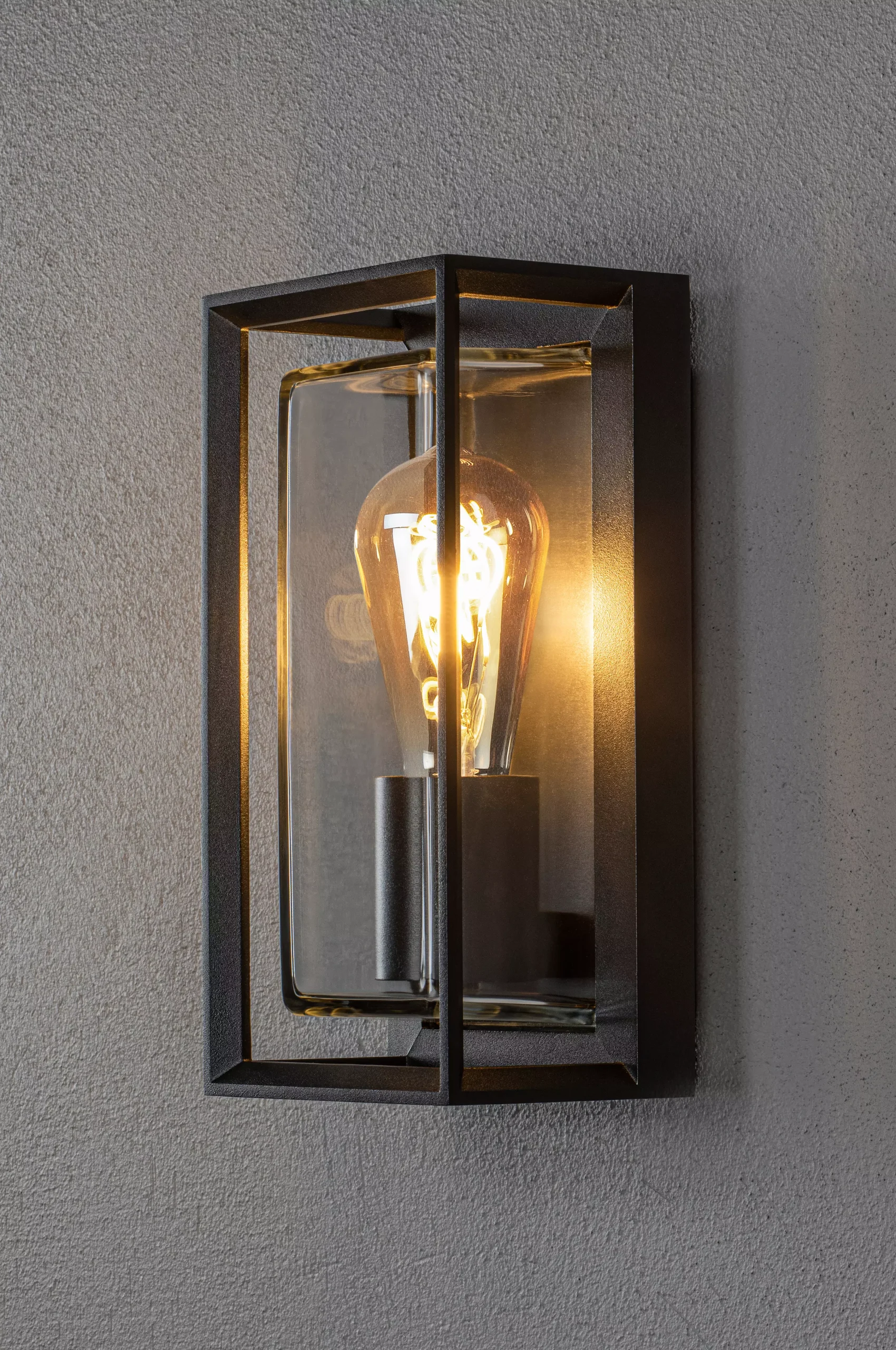 Vägglampa Brindisi sensor E27 26 cm