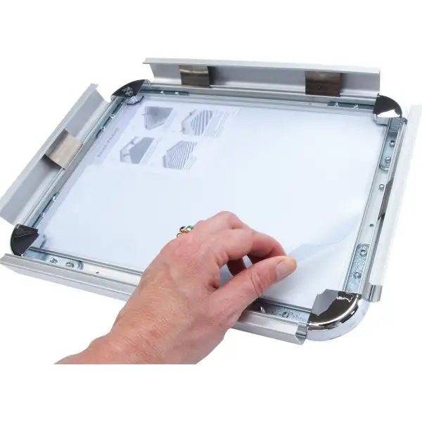 Frontpanel A1 utan magnet