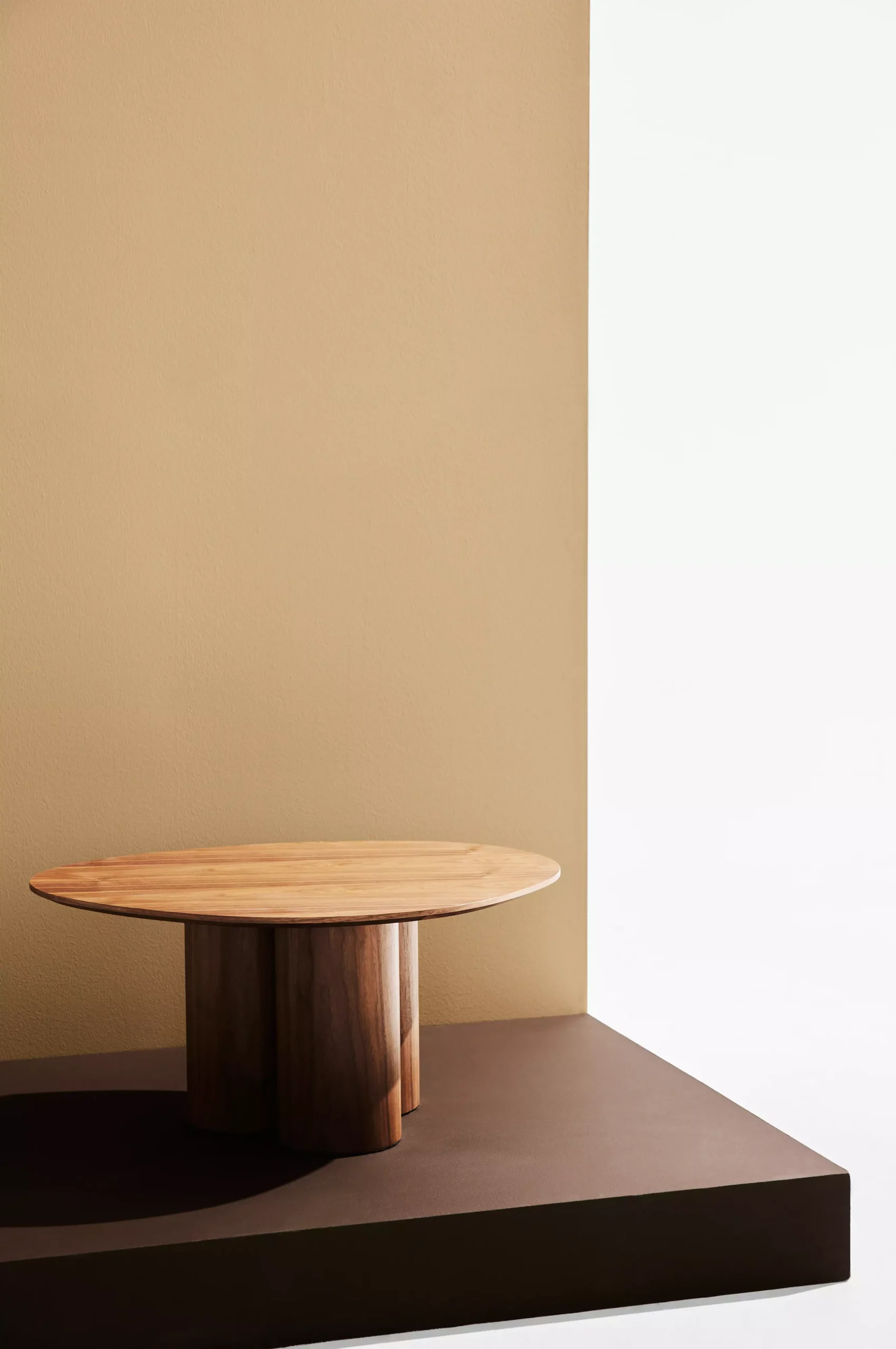 Remi sidobord 78x61 cm